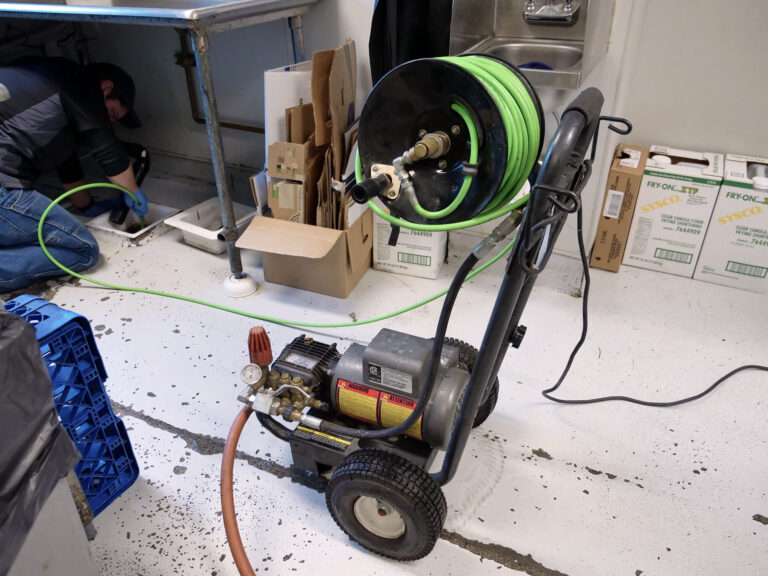 west coast grease traps jetting 010 1 768x576 1